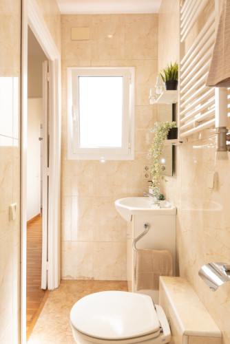 Luxurious Penthouse Coliving with Terraces in Elegant Sant Gervasi