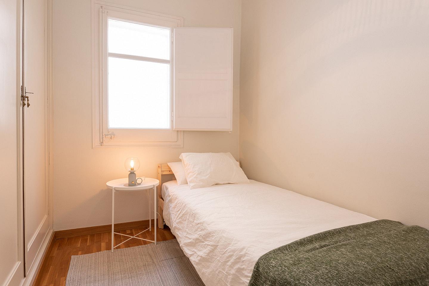 Single Room With Annexed Office (TeoAt1) - Luxurious Penthouse Coliving with Terraces in Elegant Sant Gervasi Apartment - Gallery - 9