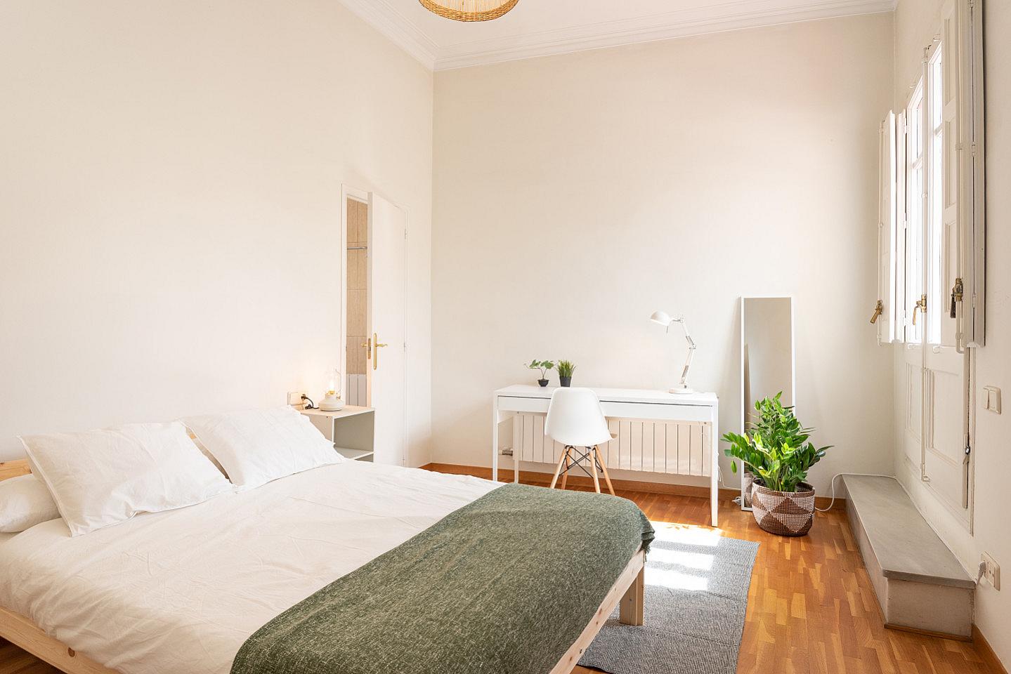 Large Suite (TeoAt3) - Luxurious Penthouse Coliving with Terraces in Elegant Sant Gervasi Apartment - Gallery - 10