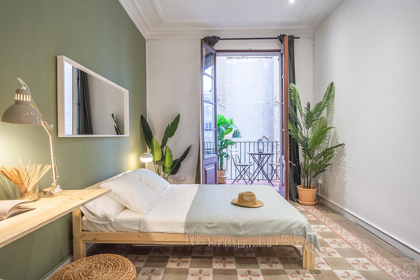 Large Double Room With Balcony (Unió4) - Unió Home - Gallery - 7