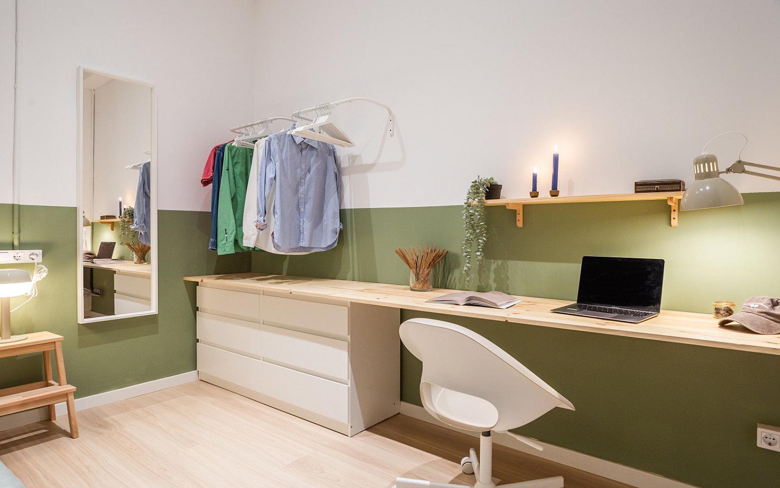  Double Room  -  Designer-Coliving Flat with Historic Charm in Barcelona's Gothic Quarter Apartment  - Gallery -  29
