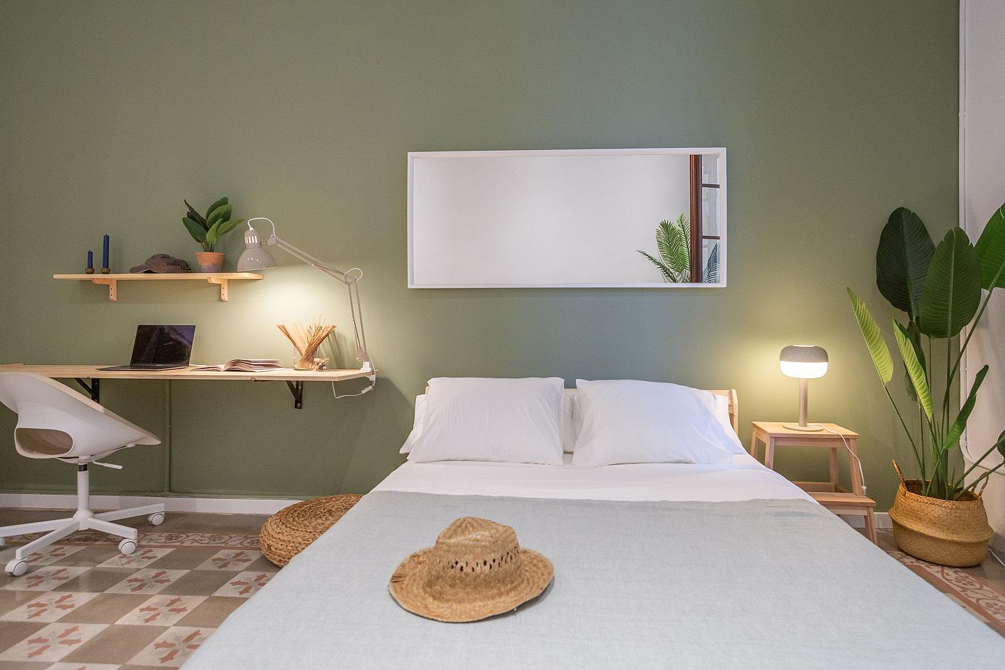  Large Double Room With Terrace  -  Designer-Coliving Flat with Historic Charm in Barcelona's Gothic Quarter Apartment  - Gallery -  51
