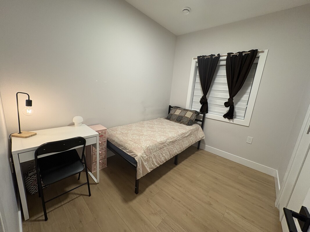  Upstairs Bedroom (Full Room)  -  Homestay or Roomstay  - Gallery -  1
