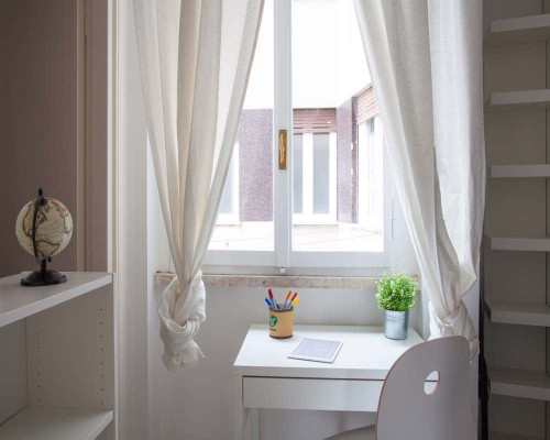 Stanza in Piazza Trento Trieste