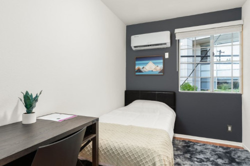 Ashton Ave - Rooms