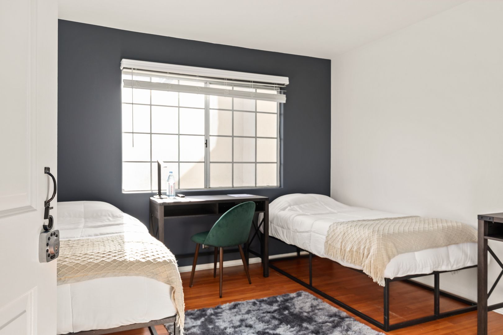  10777 Ashton 302 - Twin Room 5 - B  -  Ashton Ave  - Gallery -  6