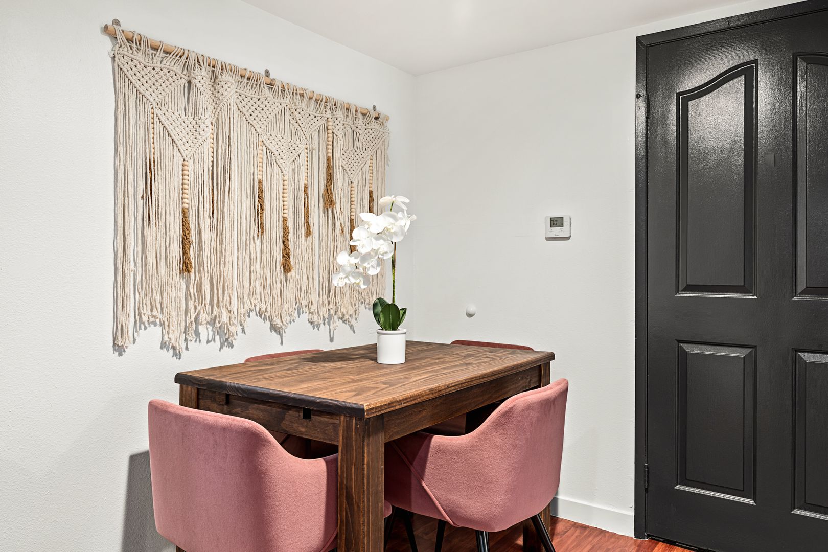 10777 Ashton 102 - Single Room 5 - 5 - Ashton Ave - Gallery - 5