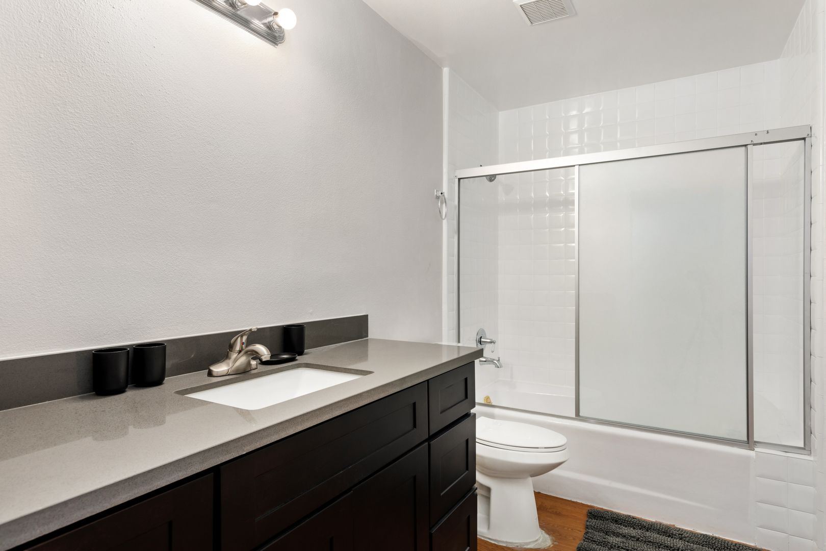 10777 Ashton 101 - Single Room 1 - 1 - Ashton Ave - Gallery - 5