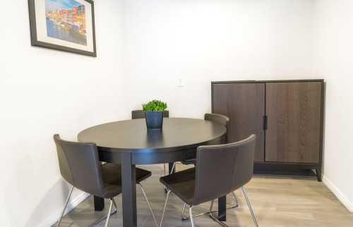 Pelham Ave - Gallery - 9