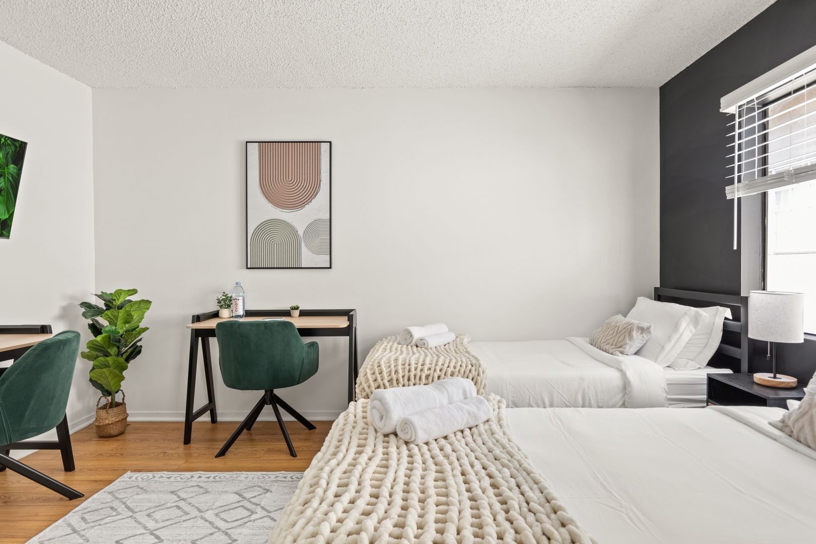  1823 Pelham 7 - Twin Room 2  -  Pelham Ave  - Gallery -  2