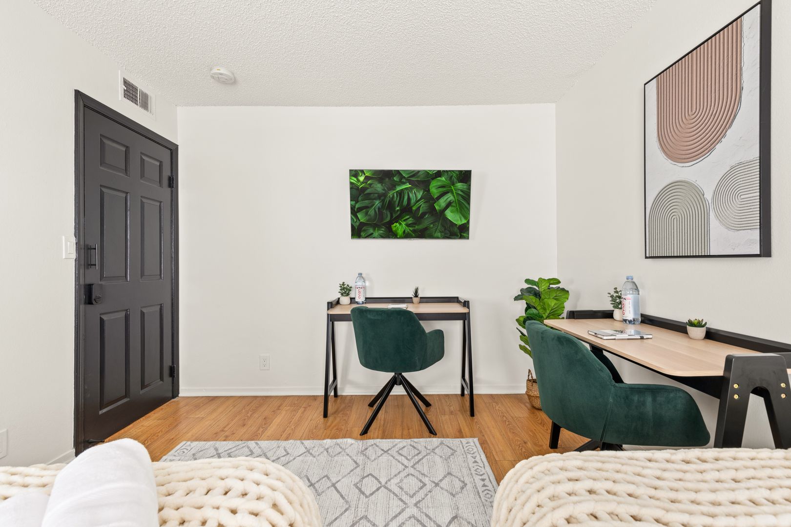  1823 Pelham 7 - Twin Room 2  -  Pelham Ave  - Gallery -  10