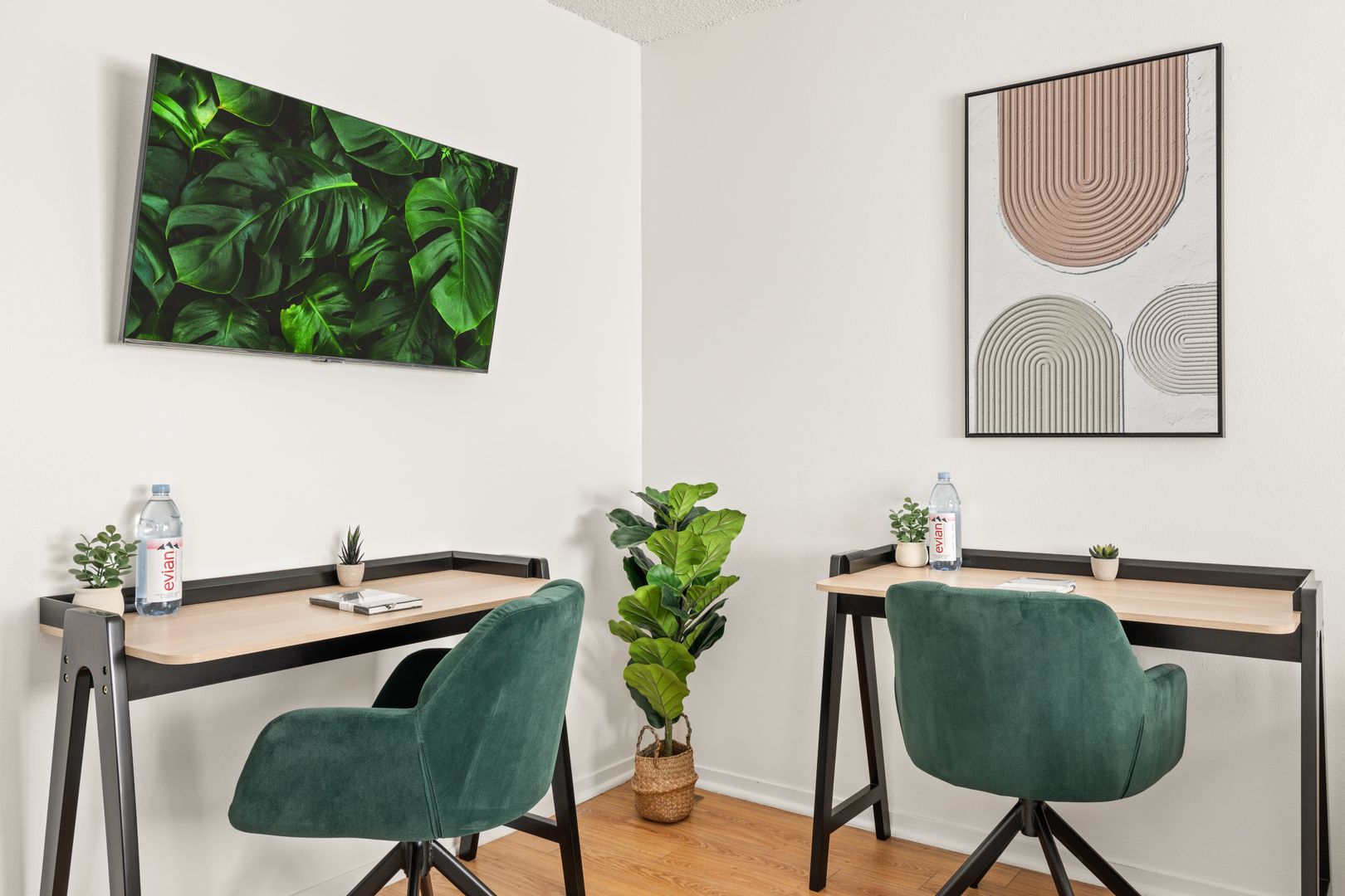  1823 Pelham 7 - Twin Room 2  -  Pelham Ave  - Gallery -  8