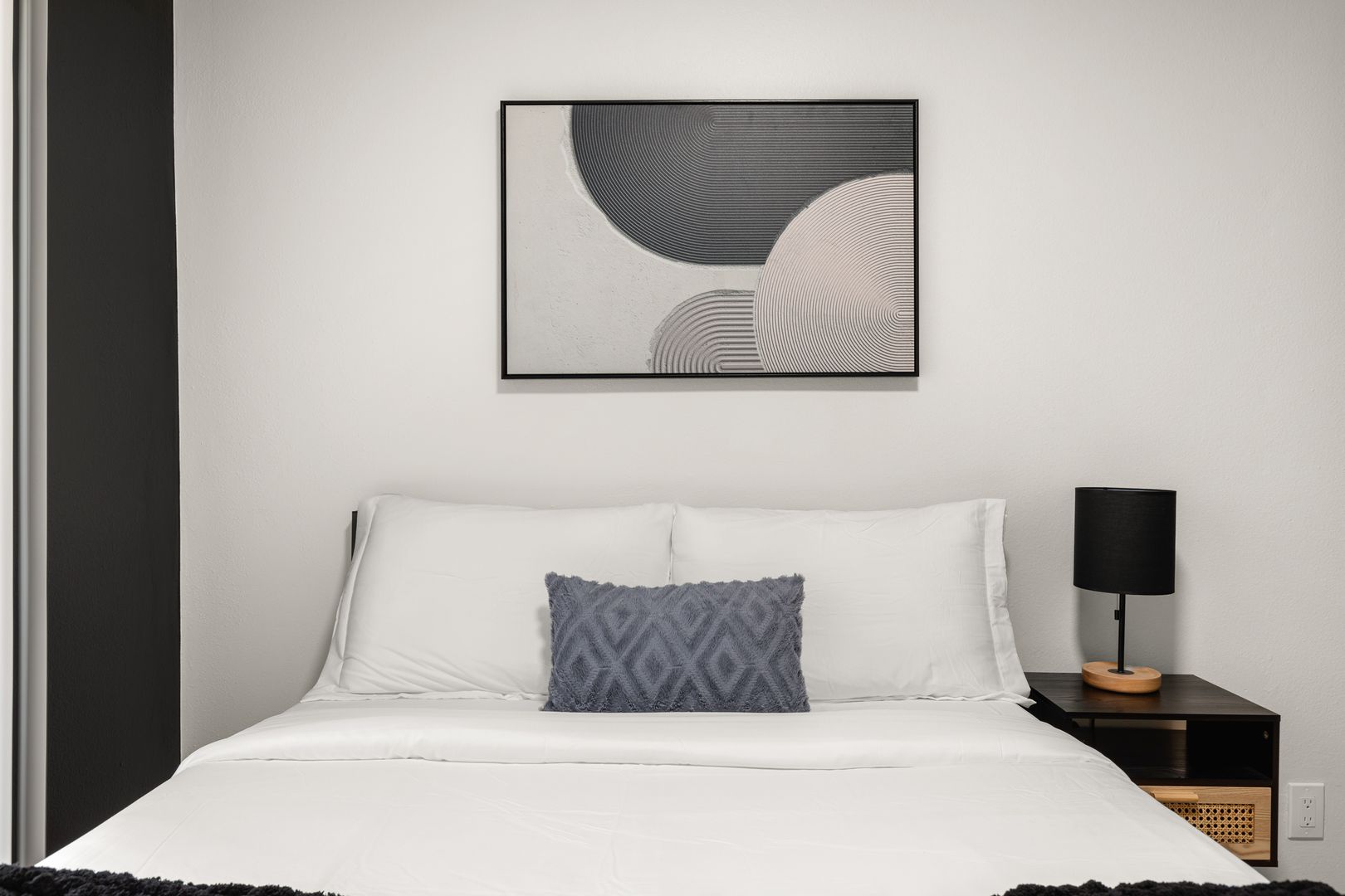 1823 Pelham 4 - Room 2 - Pelham Ave - Gallery - 10