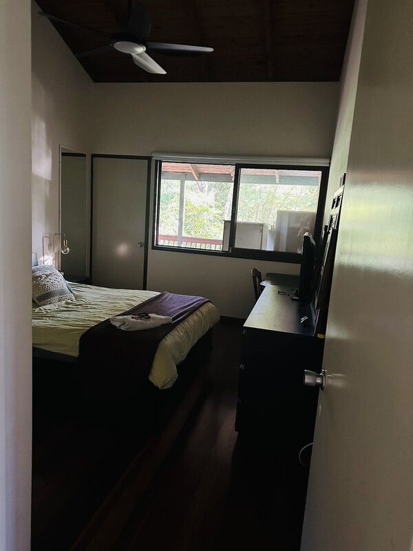 Beautiful Home -Close to City & UQ