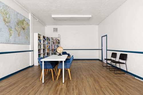 Hilgard Ave - Gallery - 9