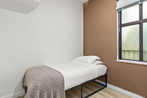 Hilgard Ave - Gallery - 21