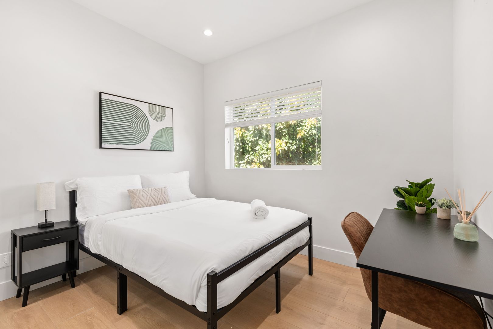 1736 Kelton Ave - Single Room - Kelton Ave - Gallery - 3