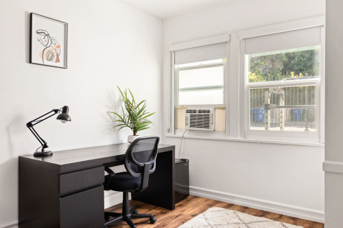 Landfair Ave - Gallery - 16