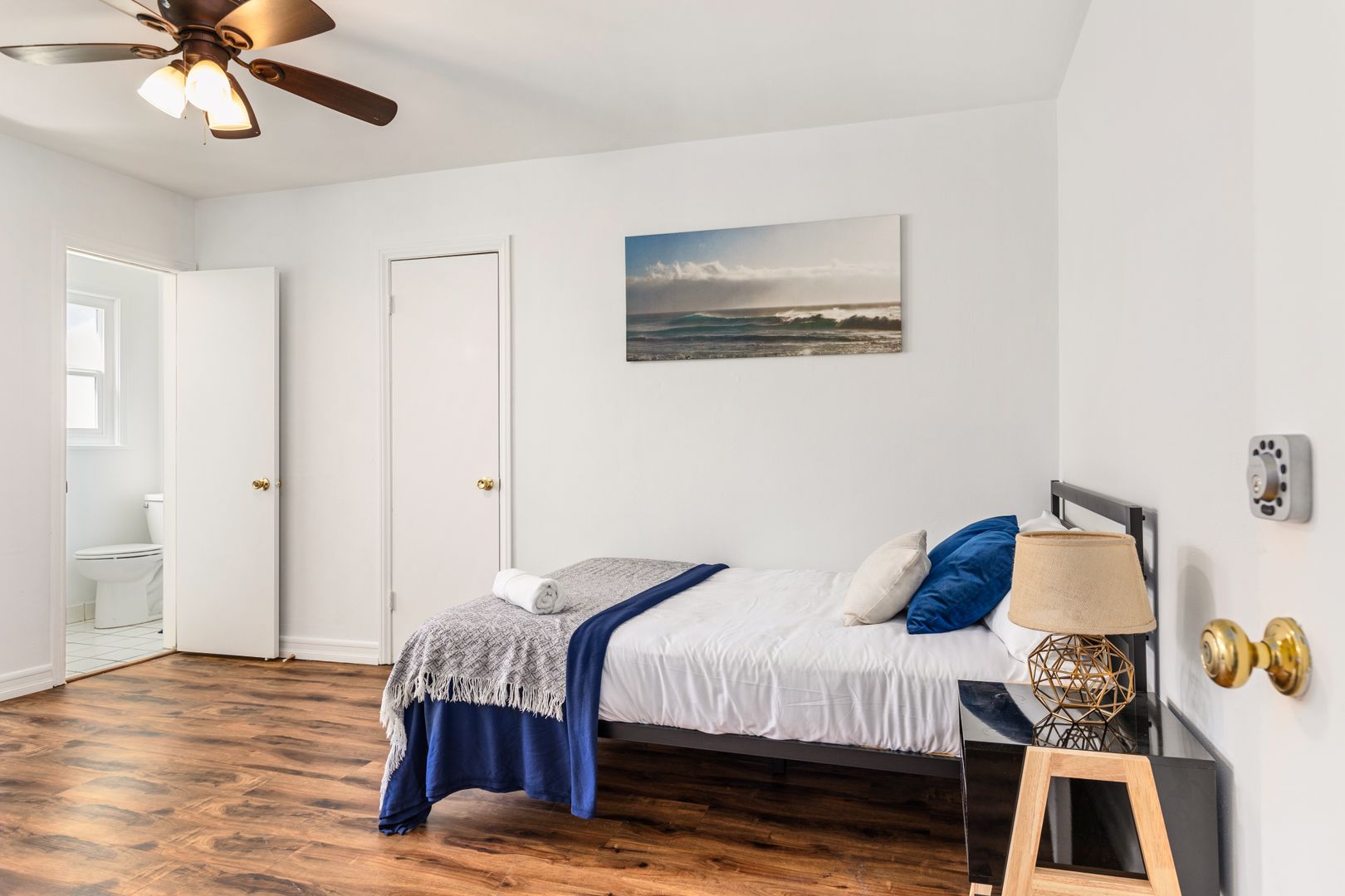  515 Landfair 1 - Single Room 1 /  Single Room 12  -  Landfair Ave  - Gallery -  2