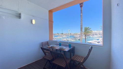 1-bedroom apartment, with outdoor area