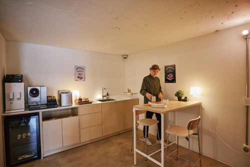 Renovated Korean-Style Family Home with Coworking Space & Garden Oasis