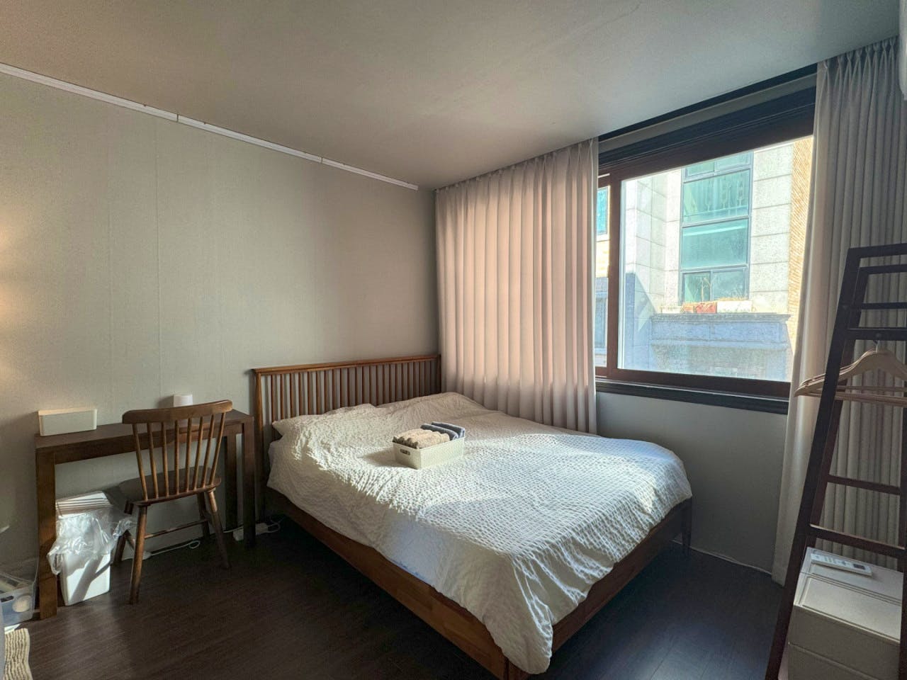  Private Room With A Private Shower  -  Renovated Korean-Style Family Home with Coworking Space & Garden Oasis  - Gallery -  1