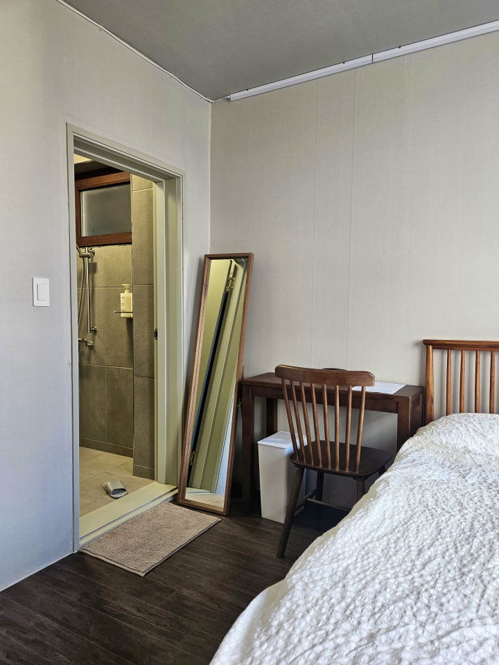 Private Room With A Private Shower  -  Renovated Korean-Style Family Home with Coworking Space & Garden Oasis  - Gallery -  6