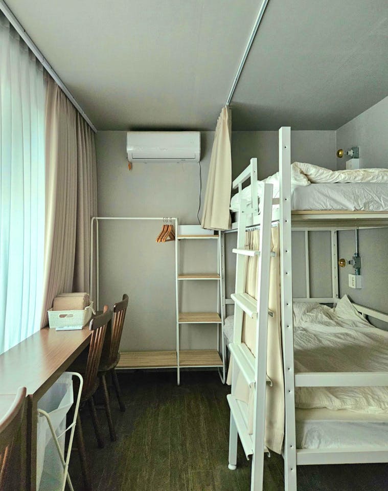  Bed In A 4-Bed Mixed Gender Room  -  Renovated Korean-Style Family Home with Coworking Space & Garden Oasis  - Gallery -  2