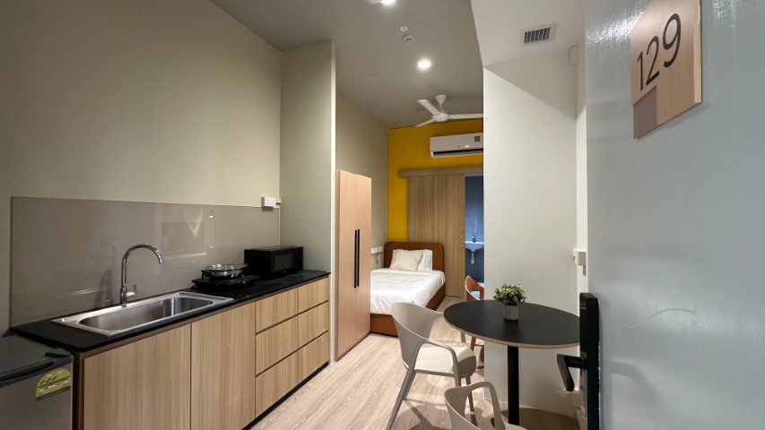  Single Studio (1 Attached Bathroom)  -  Commune @ Henderson by TSTAP  - Gallery -  1