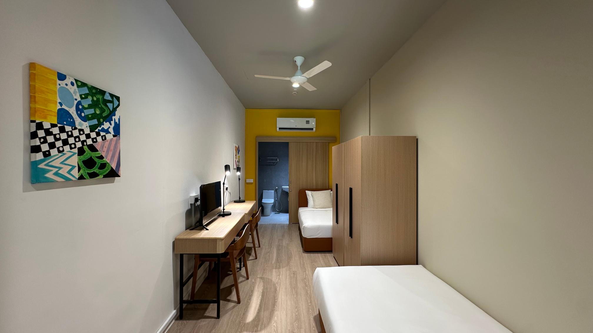 Twin Studio (1 Attached Bathroom) - 2