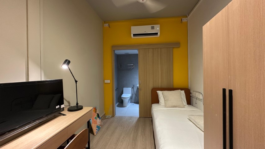  Twin Studio (2 Attached Bathroom)  -  Commune @ Henderson by TSTAP  - Gallery -  3