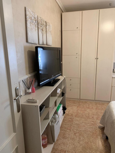Double room to rent for the summer or 10 months minimum from September