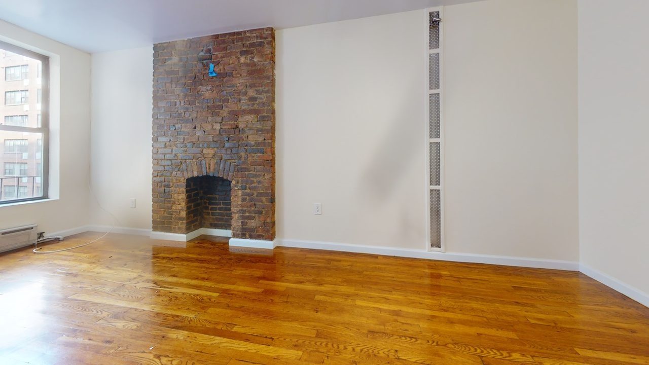  #1859: Upper East Side - Studio (Queen)  -  #1859: Upper East Side  - Gallery -  7