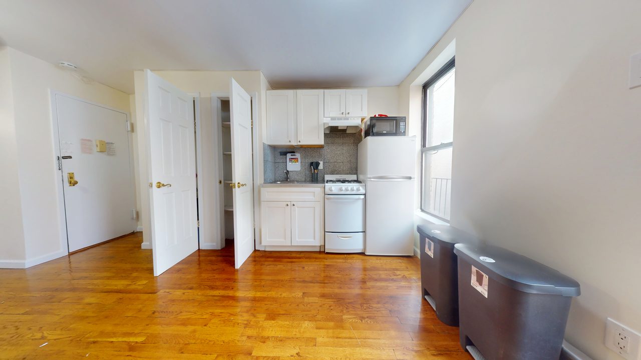 #1859: Upper East Side - Studio (Queen) - #1859: Upper East Side - Gallery - 4