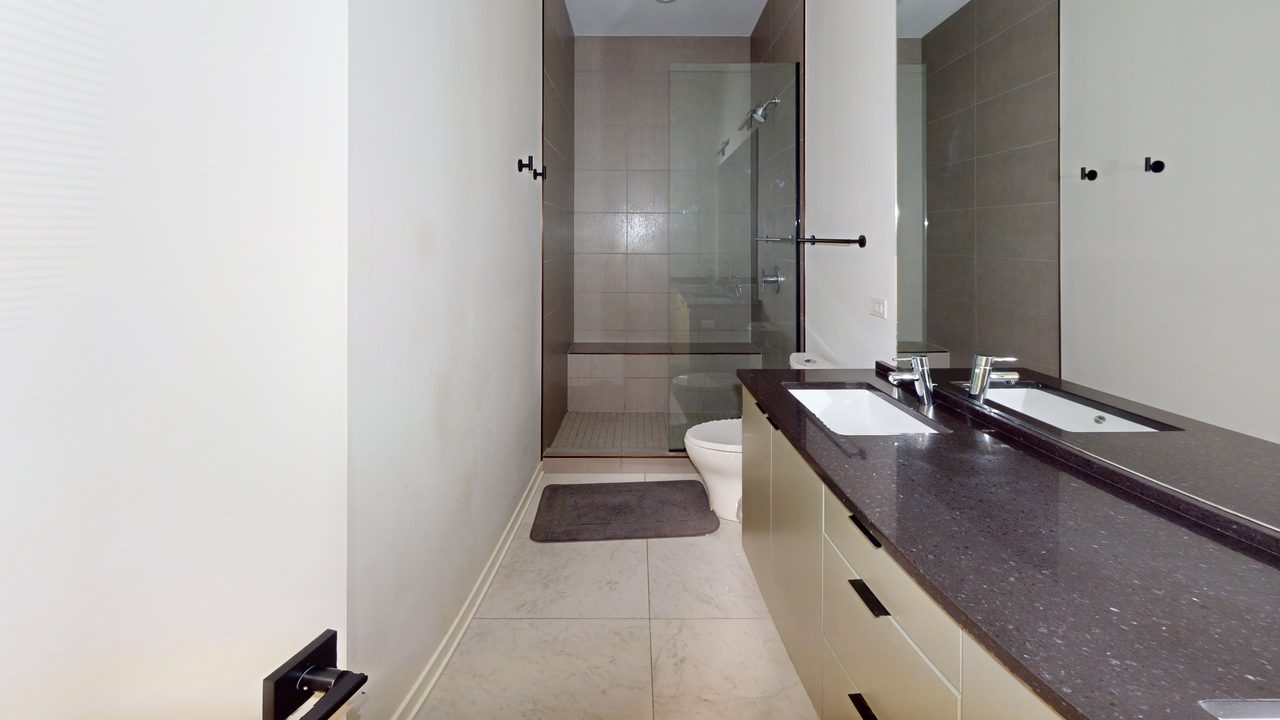 #1860: Pilsen - Queen Bedroom C - #1860: Pilsen - Gallery - 14