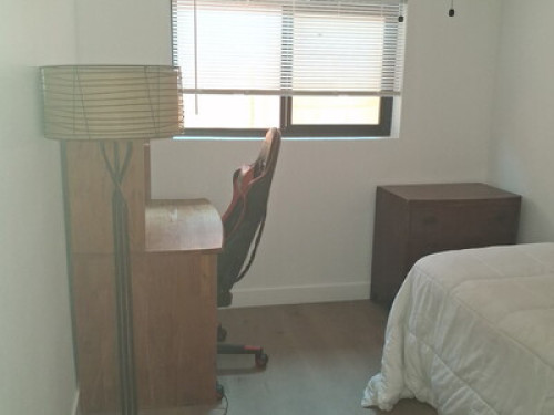 North Clairemont  room in 6 BR home - Gallery - 13