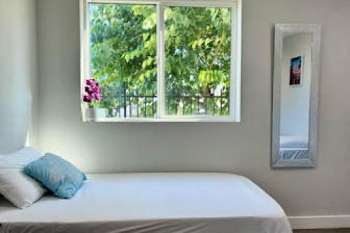 Stylish budget-friendly housing right in Downtown LA - Gallery - 7