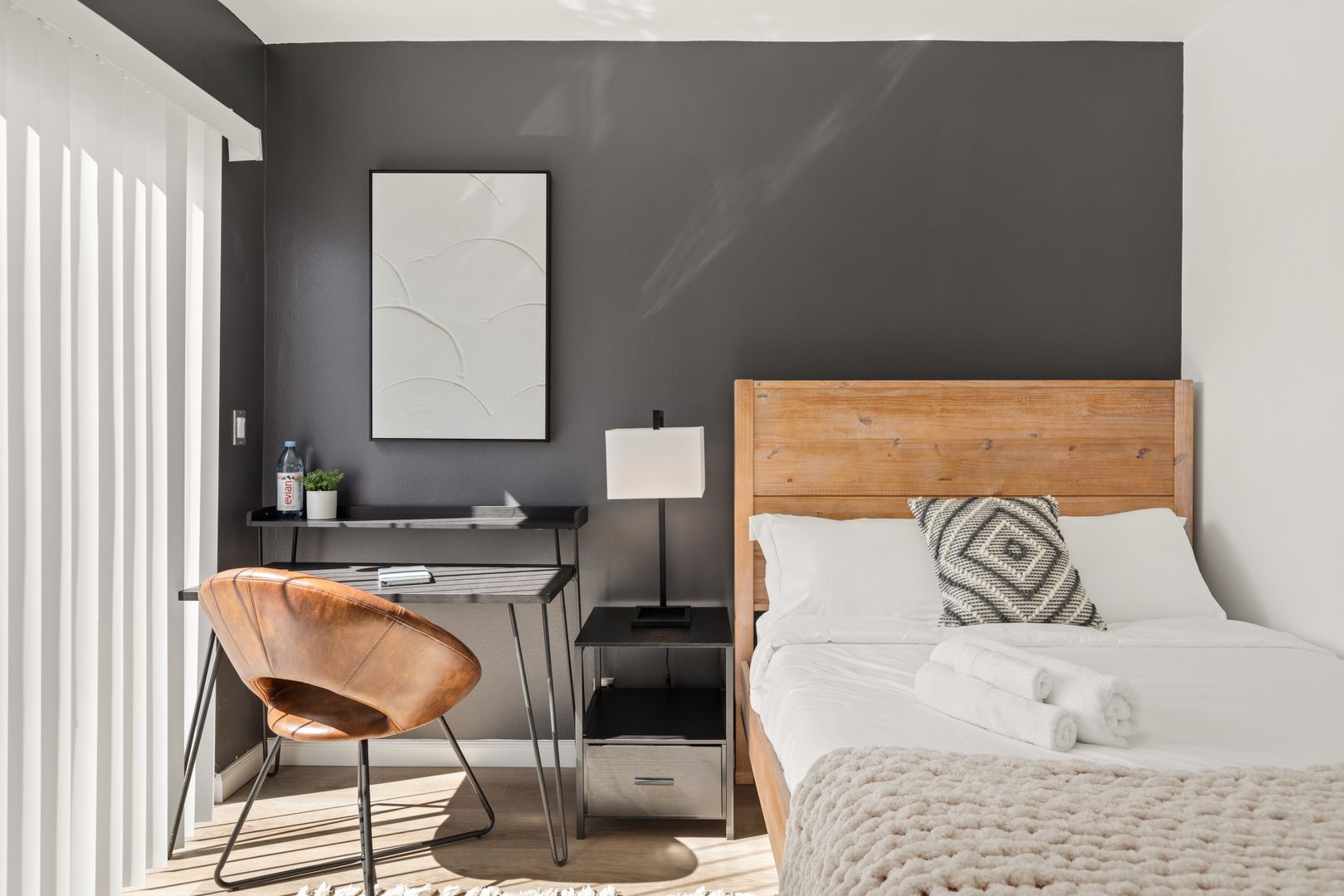 10791-2 Ohio Ave - Single Room 2 - 10791-10799 Ohio Ave - Gallery - 5