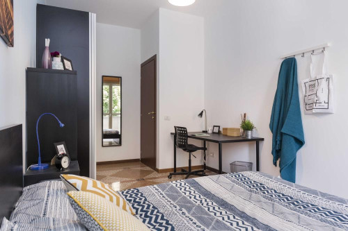 Stanza in Viale Giovanni Vicini