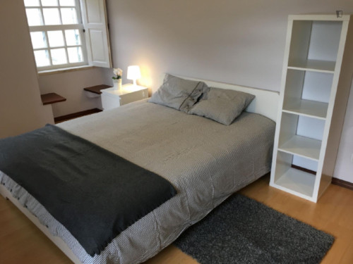 Inspiring Double Bedroom close to University of Coimbra