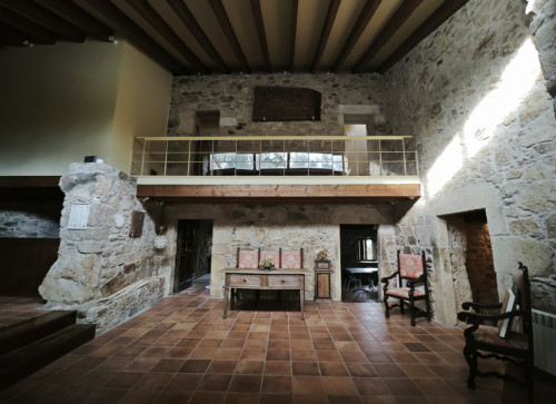 Discover Nature and History: Unique Coliving Retreat in Vila de Cruces