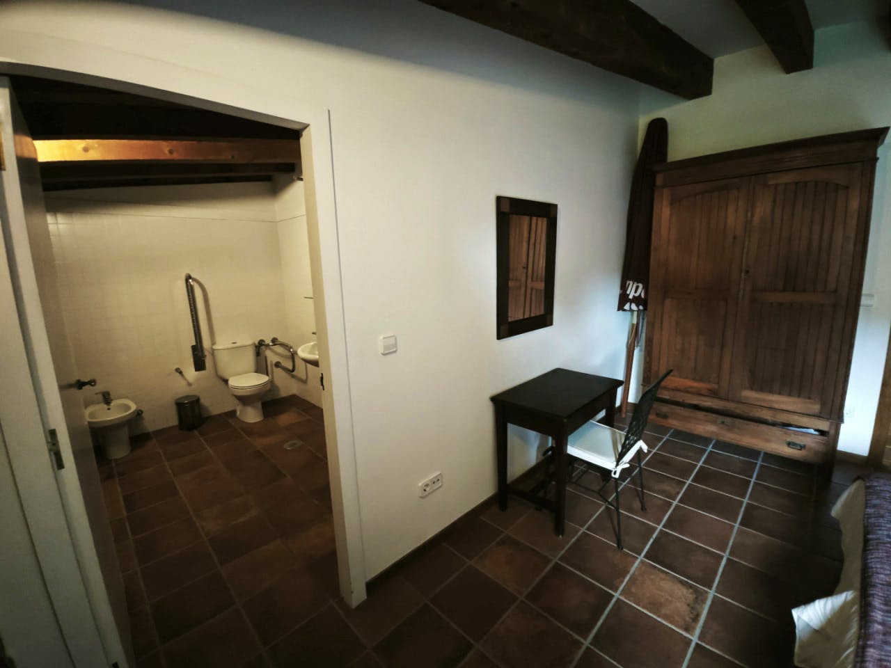  Private Room 3  -  Discover Nature and History: Unique Coliving Retreat in Vila de Cruces  - Gallery -  15