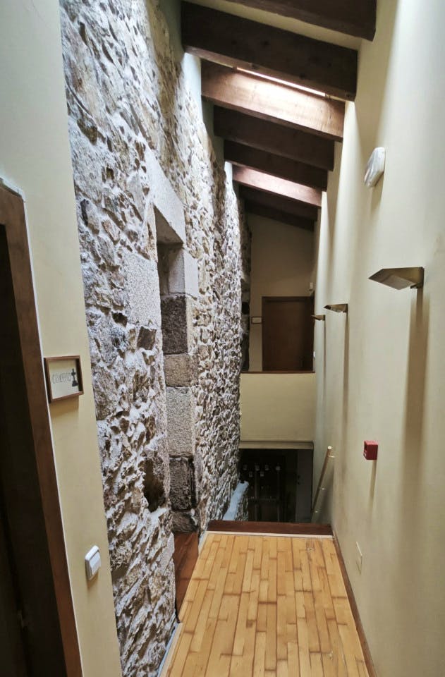  Private Room 3  -  Discover Nature and History: Unique Coliving Retreat in Vila de Cruces  - Gallery -  10