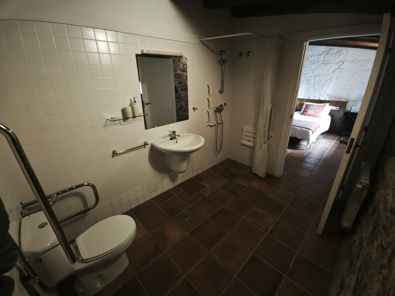  Private Room 3  -  Discover Nature and History: Unique Coliving Retreat in Vila de Cruces  - Gallery -  40