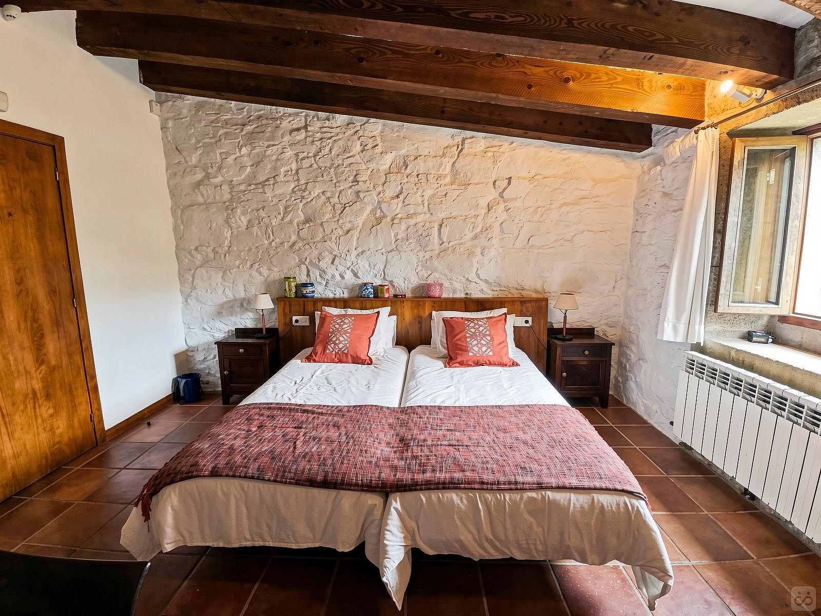  Private Room 3  -  Discover Nature and History: Unique Coliving Retreat in Vila de Cruces  - Gallery -  96