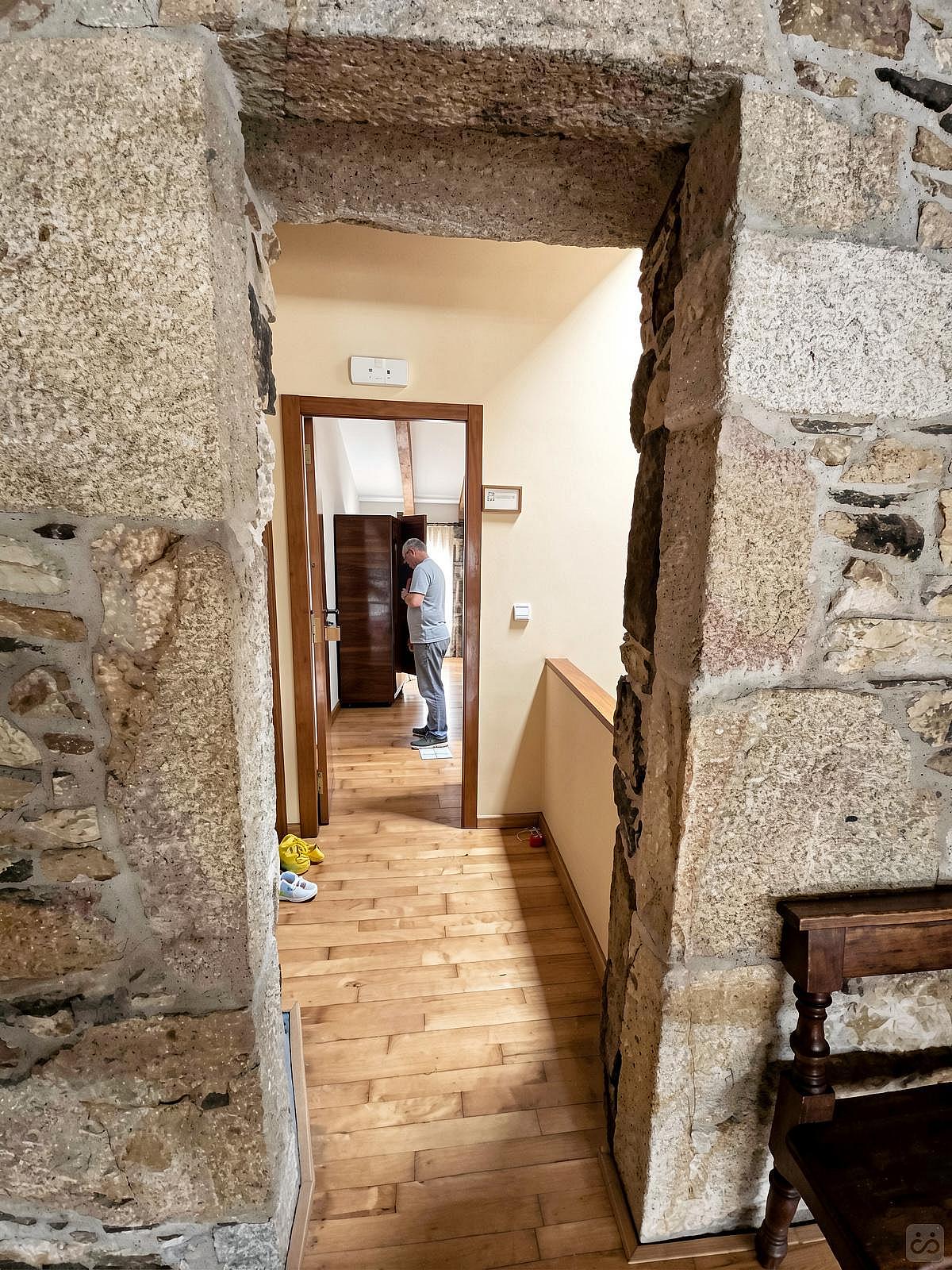  Private Room 1  -  Discover Nature and History: Unique Coliving Retreat in Vila de Cruces  - Gallery -  43