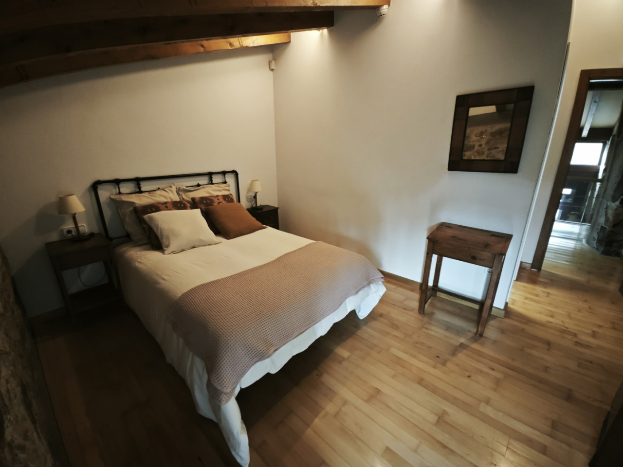  Private Room 1  -  Discover Nature and History: Unique Coliving Retreat in Vila de Cruces  - Gallery -  15