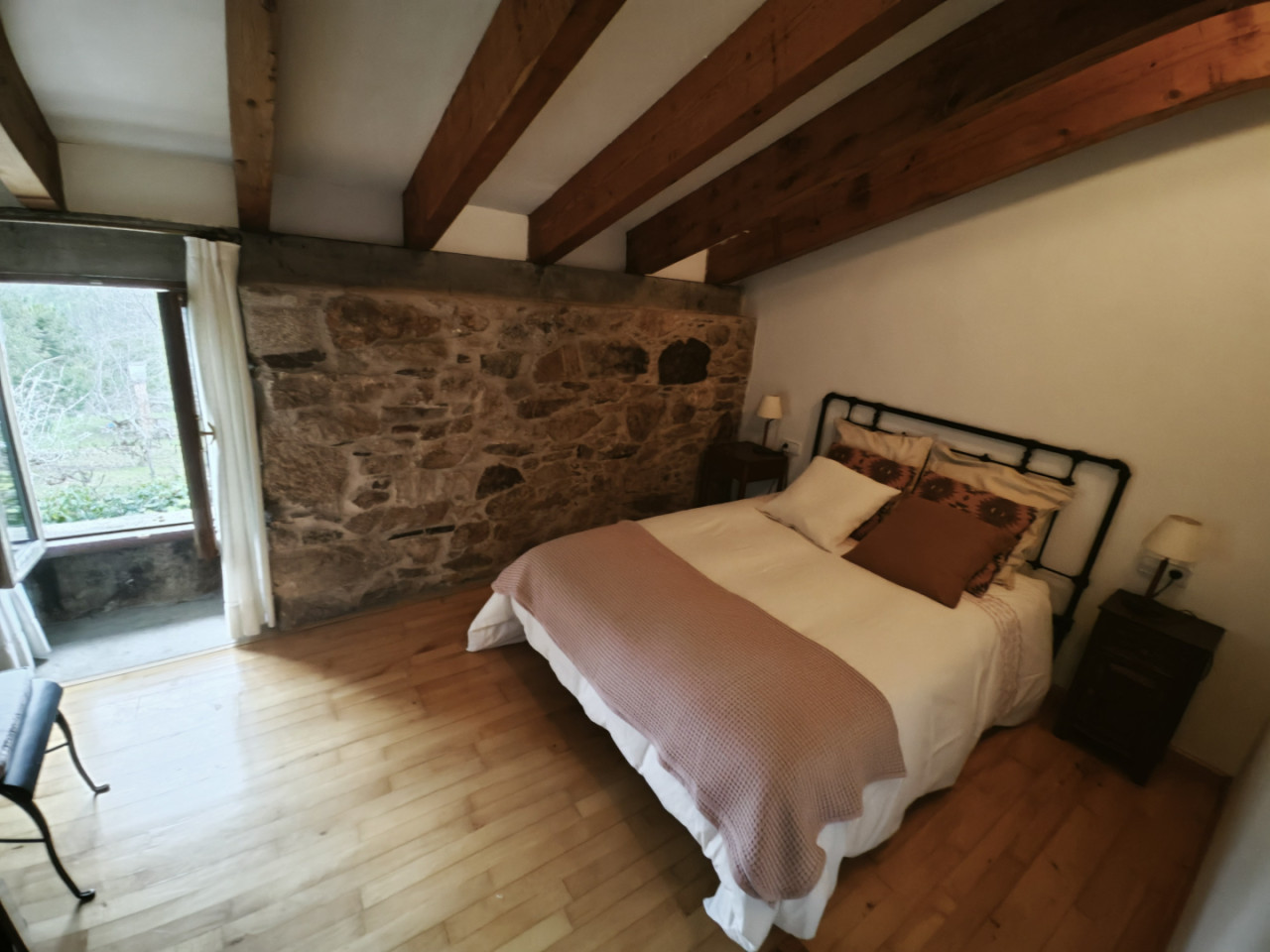  Private Room 1  -  Discover Nature and History: Unique Coliving Retreat in Vila de Cruces  - Gallery -  12
