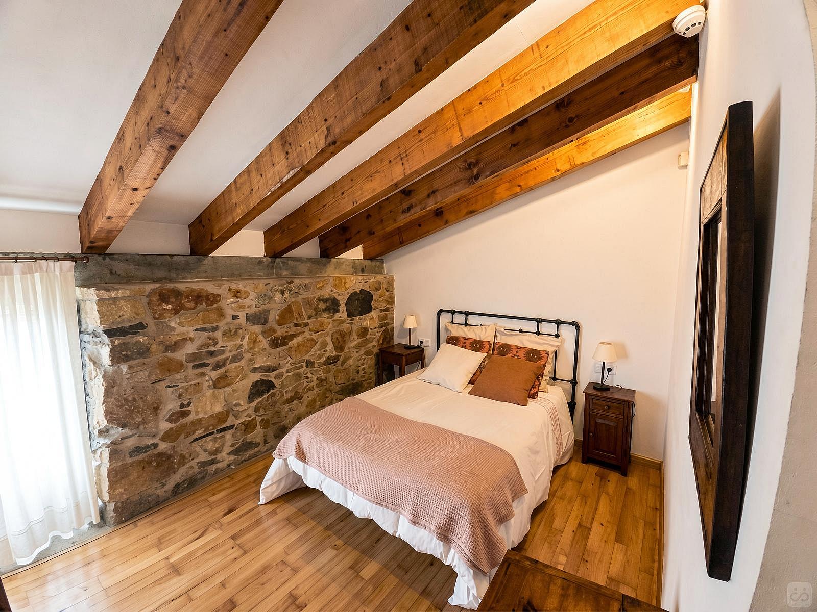  Private Room 1  -  Discover Nature and History: Unique Coliving Retreat in Vila de Cruces  - Gallery -  41