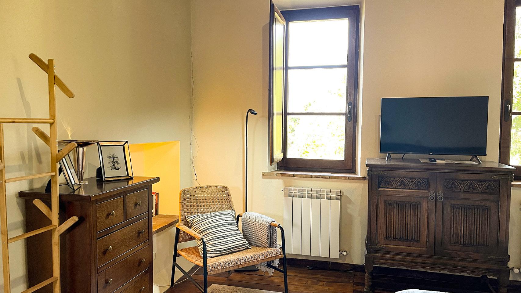 Small Apartment - 36